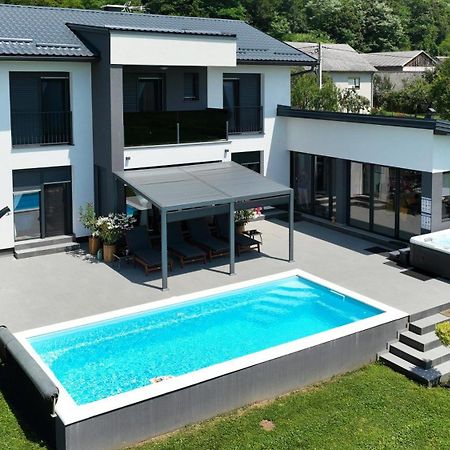 Villa Biser Gacke Sinac 외부 사진