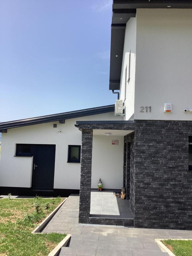 Villa Biser Gacke Sinac 외부 사진