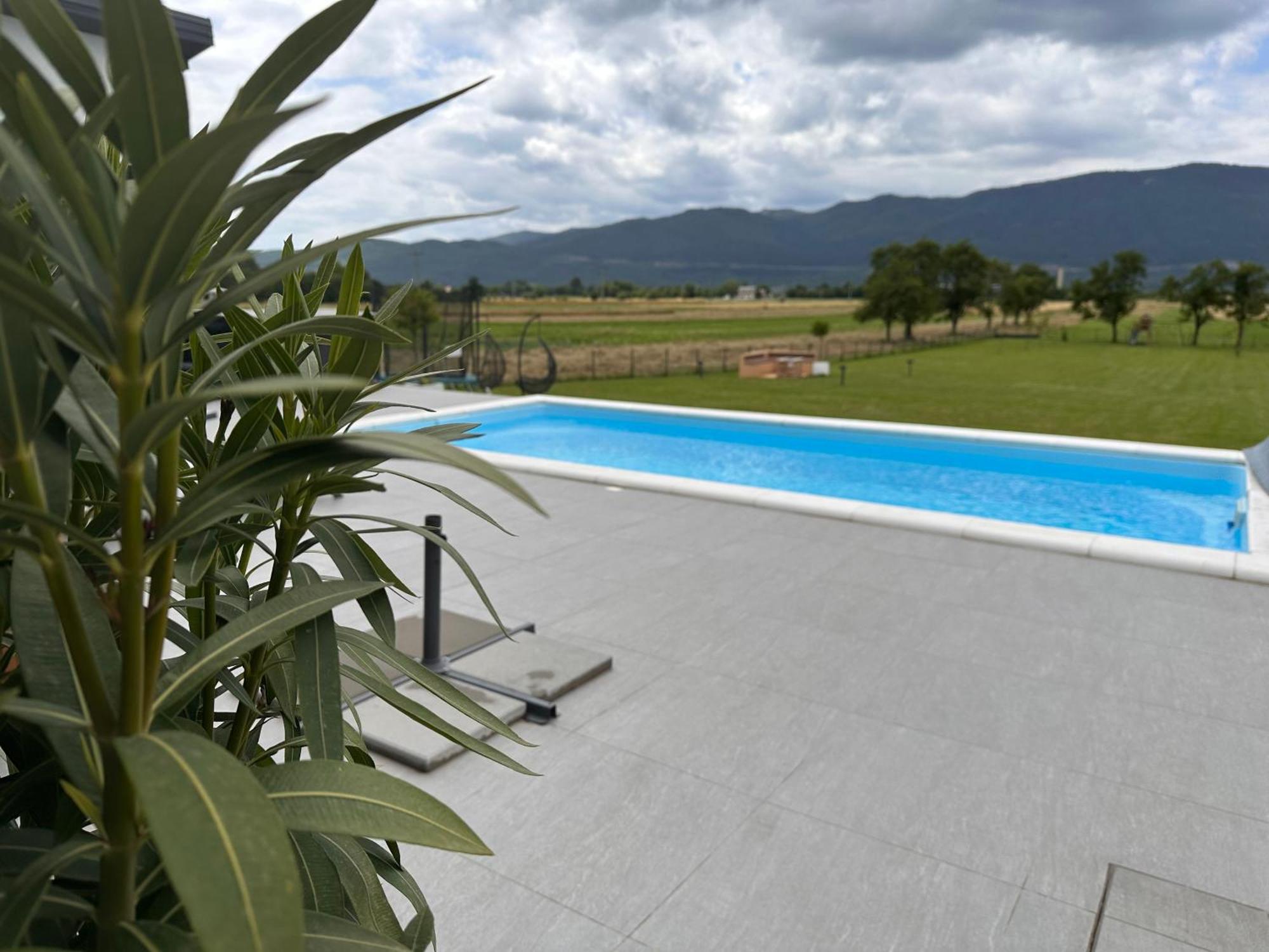 Villa Biser Gacke Sinac 외부 사진